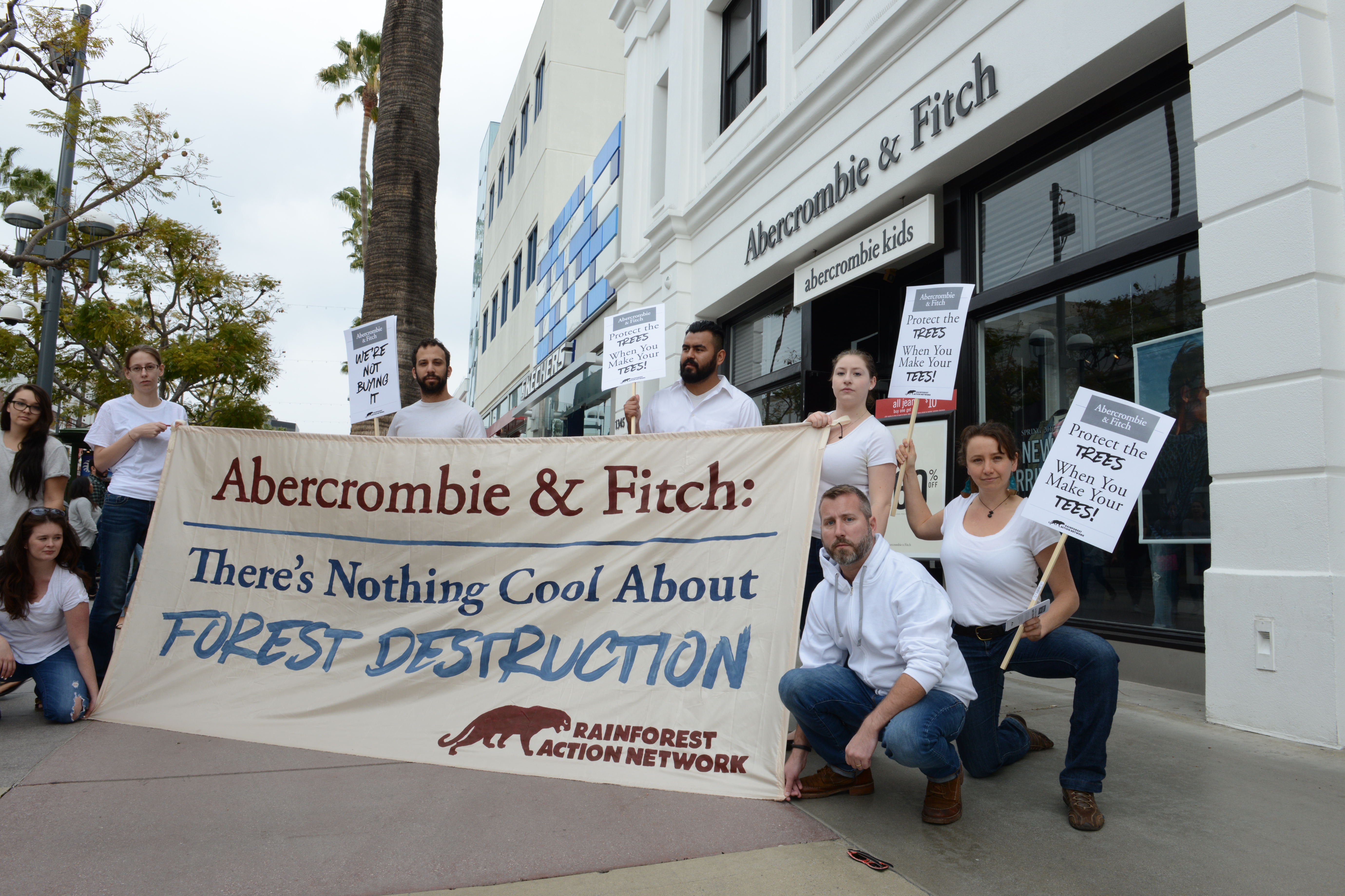 abercrombie and fitch press release